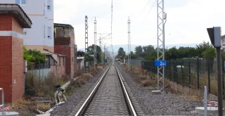 Vía del tren en Monforte de Lemos | Foto: Lucas Xosé