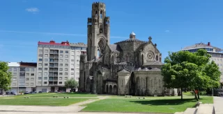 Templo de la Veracruz en O Carballiño